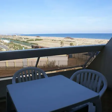 340, Heliopolis Ab Au Village Naturiste * Agde